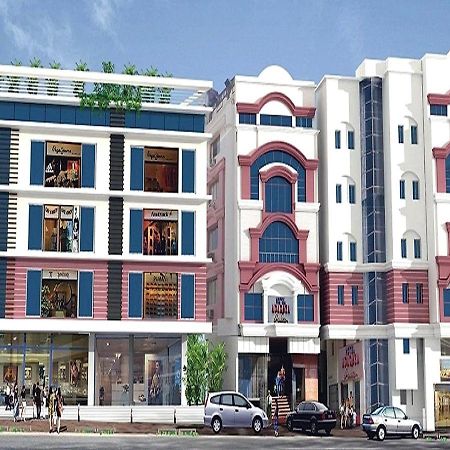 Hotel Adarsha Palace Белґаум Екстер'єр фото